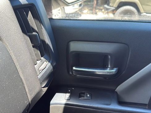 Used 2018 Chevrolet Silverado 1500 W/T w/ Black Out Edition AWD/4WD image 41