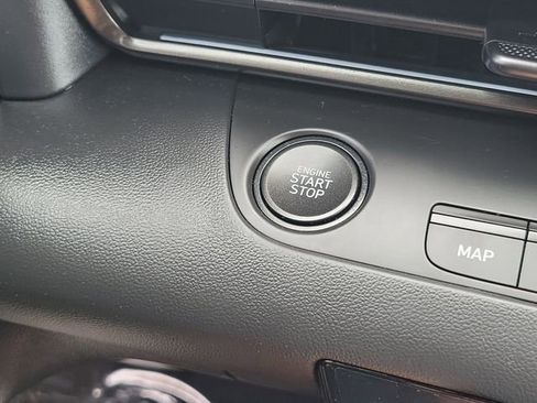 Certified 2025 Hyundai Elantra SEL FWD image 8