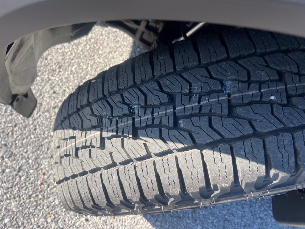 Certified 2026 Nissan Rogue SV AWD/4WD image 28