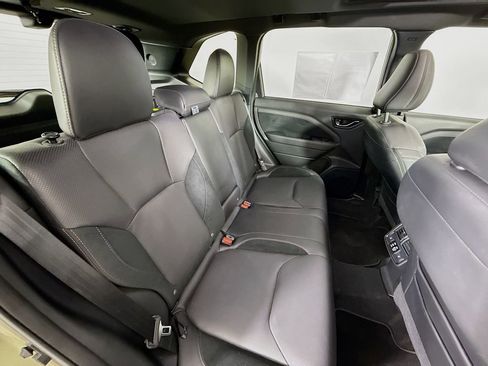 Used 2025 Subaru Forester Touring image 29