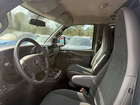 Used 2024 Chevrolet Express 2500 w/ Driver Convenience Package image 16