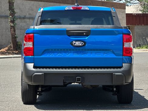 Certified 2025 Ford Maverick XLT FWD image 4