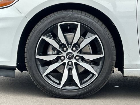 Used 2020 Chevrolet Malibu RS FWD image 34