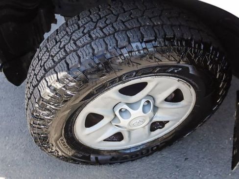 Used 2018 Toyota Tundra SR5 AWD/4WD image 65