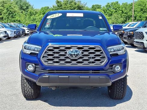 Certified 2023 Toyota Tacoma TRD Off-Road image 2