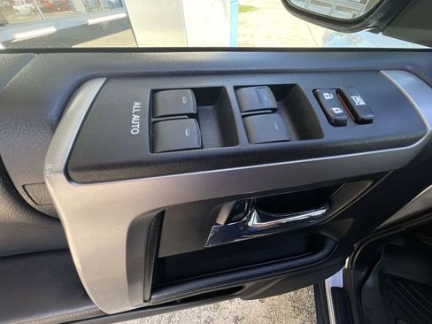 Used 2018 Toyota 4Runner SR5 RWD image 23