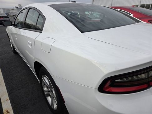 Used 2021 Dodge Charger SXT w/ Leather Interior Group image 6