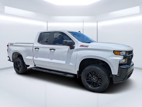 Used 2020 Chevrolet Silverado 1500 Custom Trail Boss w/ Custom Convenience Package AWD/4WD image 1