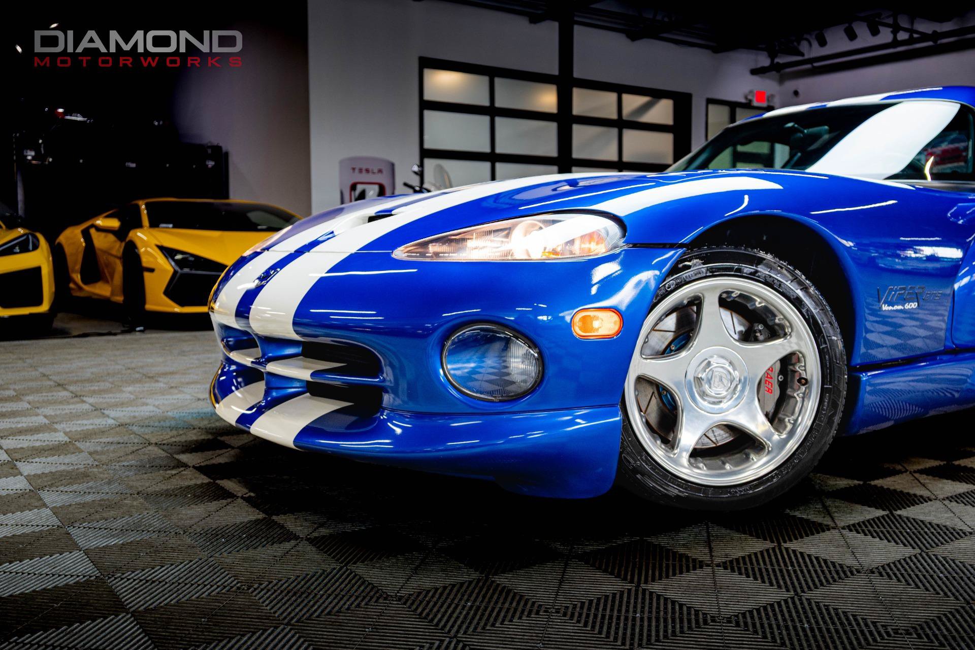 Used 1996 Dodge Viper GTS RWD image 12