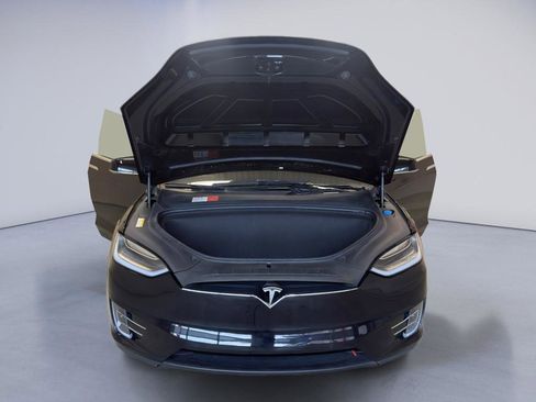 Used 2016 Tesla Model X P100D image 7