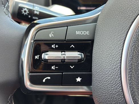 New 2026 Kia Carnival EX FWD image 36