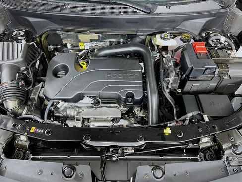 New 2026 Chevrolet Equinox LT FWD image 29