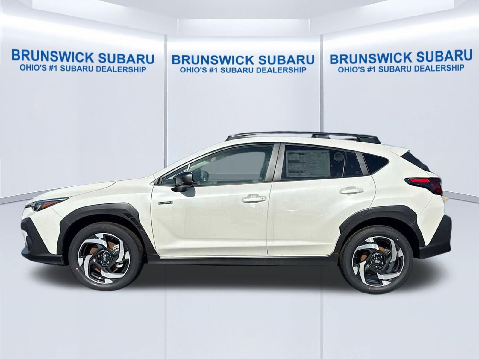 New 2026 Subaru Crosstrek 2.5i Limited w/ Crosstrek Mirror Package AWD/4WD image 3