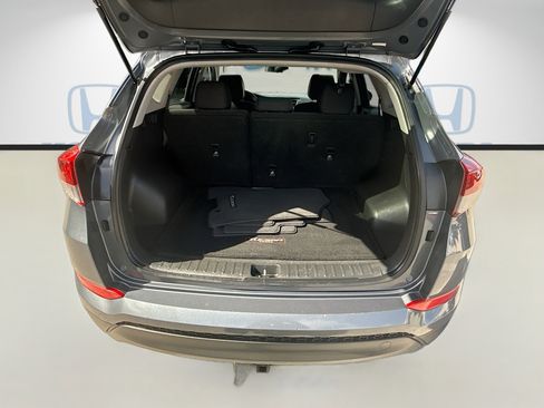 Used 2018 Hyundai Tucson SEL FWD image 25