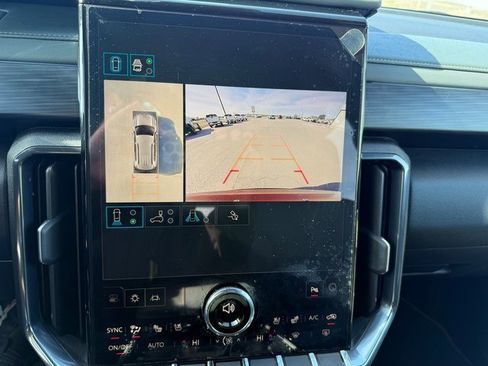 Used 2025 GMC Acadia AT4 w/ Super Cruise Package image 20