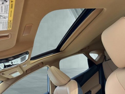 Certified 2025 Lexus NX 250 FWD w/ Premium Package image 19