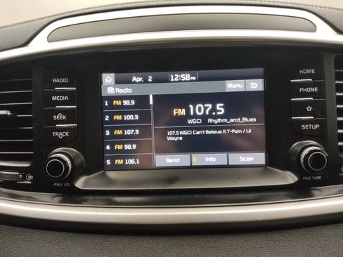 Used 2020 Kia Sorento L FWD image 25