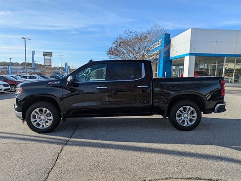 Used 2025 Chevrolet Silverado 1500 LTZ image 5