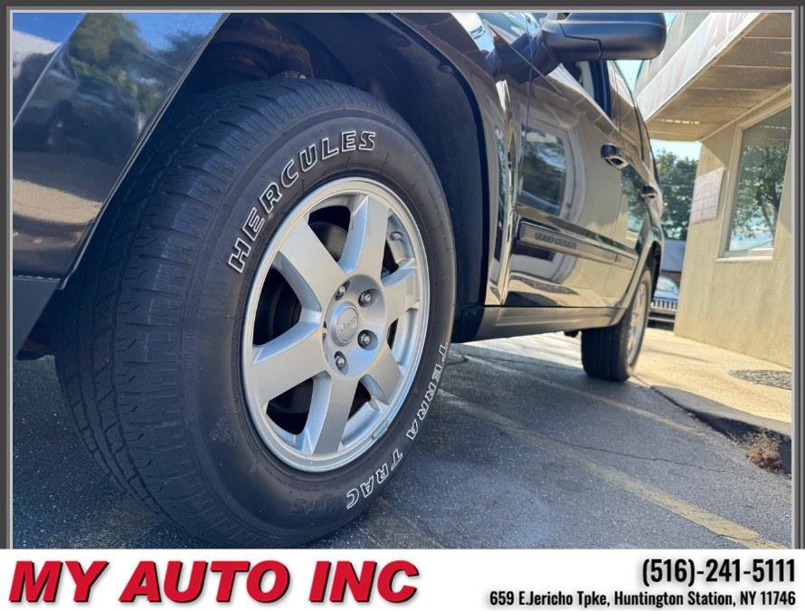 Used 2008 Jeep Grand Cherokee Laredo AWD/4WD image 10