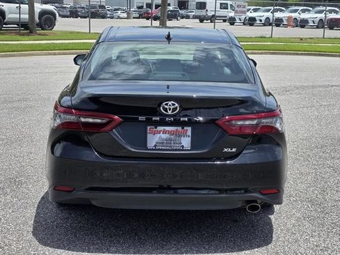 Used 2023 Toyota Camry XLE FWD image 3