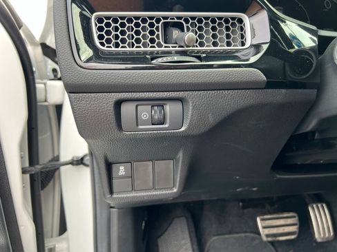 Certified 2025 Honda Civic Sport image 16