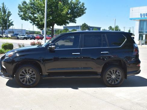 Used 2023 Lexus GX 460 Luxury w/ Sport Design Package AWD/4WD image 9
