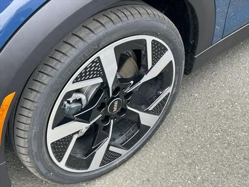 New 2026 MINI Cooper S image 3