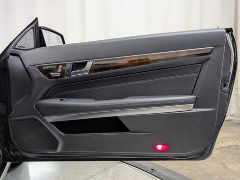 Used 2014 Mercedes-Benz E 350 4MATIC Coupe image 21