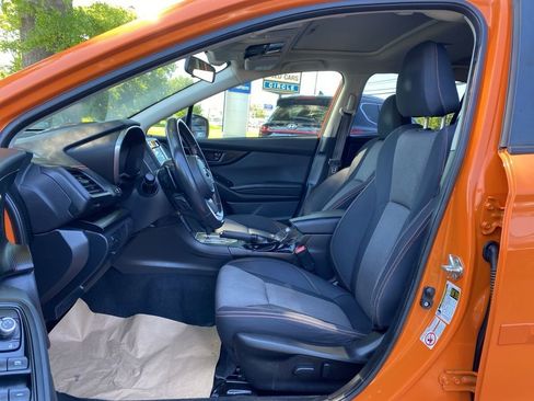 Used 2020 Subaru Crosstrek 2.0i Premium w/ Moonroof Package 2 AWD/4WD image 13