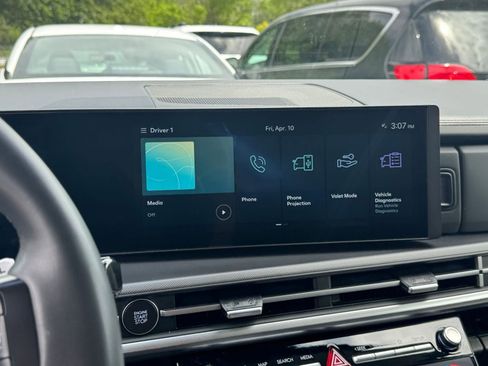 Used 2025 Hyundai Santa Fe SEL image 20