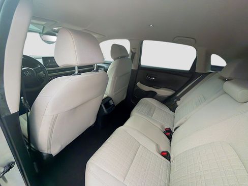Used 2024 Honda HR-V LX image 23