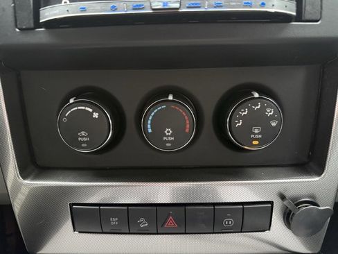 Used 2008 Jeep Liberty Sport w/ Popular Equipment Group image 17