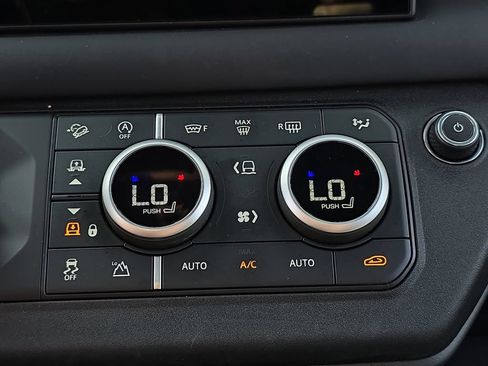 Certified 2025 Land Rover Defender 110 S AWD/4WD image 23