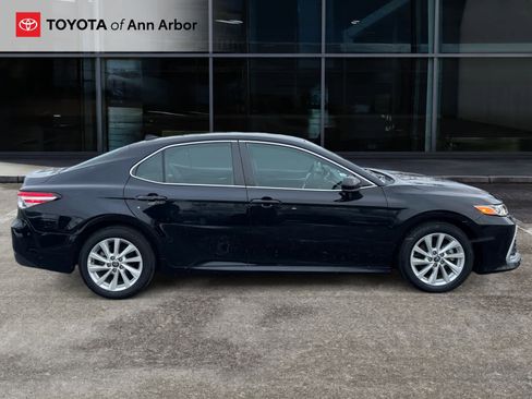 Certified 2022 Toyota Camry LE image 10