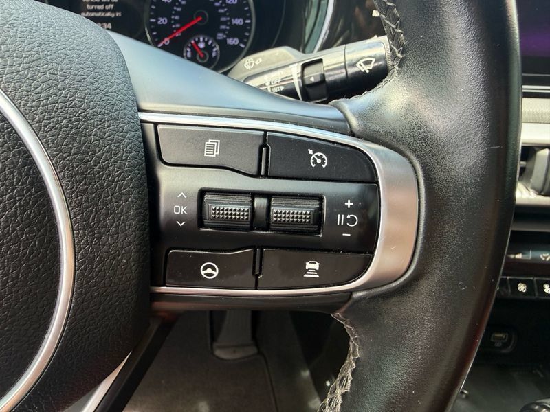 Used 2022 Kia K5 GT-Line w/ GT-Line FWD Premium Package image 33