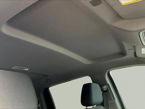Used 2024 Chevrolet Silverado 1500 LT AWD/4WD image 25