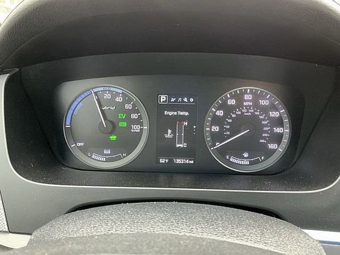 Used 2017 Hyundai Sonata SE FWD image 21