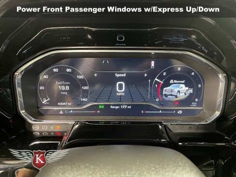 Used 2022 GMC Sierra 1500 SLT w/ SLT Premium Plus Package AWD/4WD image 16