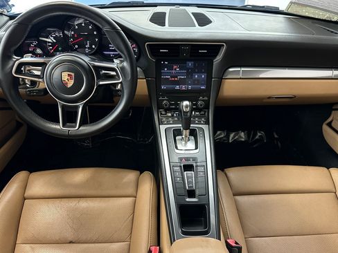 Used 2017 Porsche 911 Carrera RWD image 16