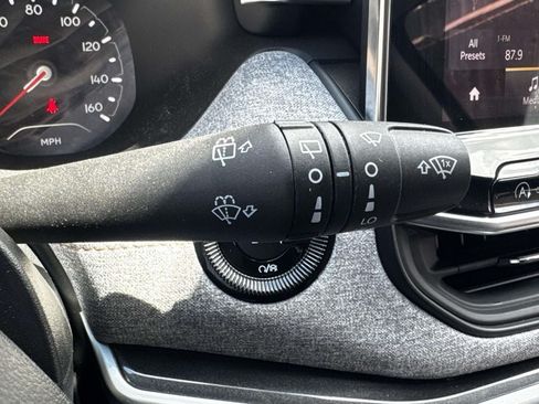 Used 2022 Jeep Compass Latitude AWD/4WD image 23