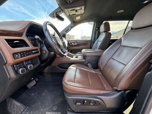 Used 2021 Chevrolet Suburban High Country AWD/4WD image 10