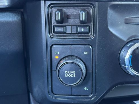 Used 2024 Ford F250 Lariat image 4