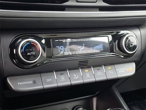 Used 2023 Hyundai Kona Limited w/ Winter Weather Package image 16