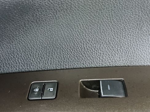 Used 2022 Toyota Camry XSE image 29