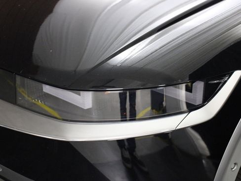 Used 2024 Hyundai Ioniq 5 Limited image 23