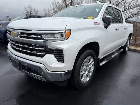 Used 2022 Chevrolet Silverado 1500 LTZ w/ Technology Package image 2