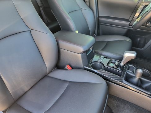 Certified 2023 Toyota 4Runner TRD Off-Road Premium w/ Off Road Premium Plus Package AWD/4WD image 10