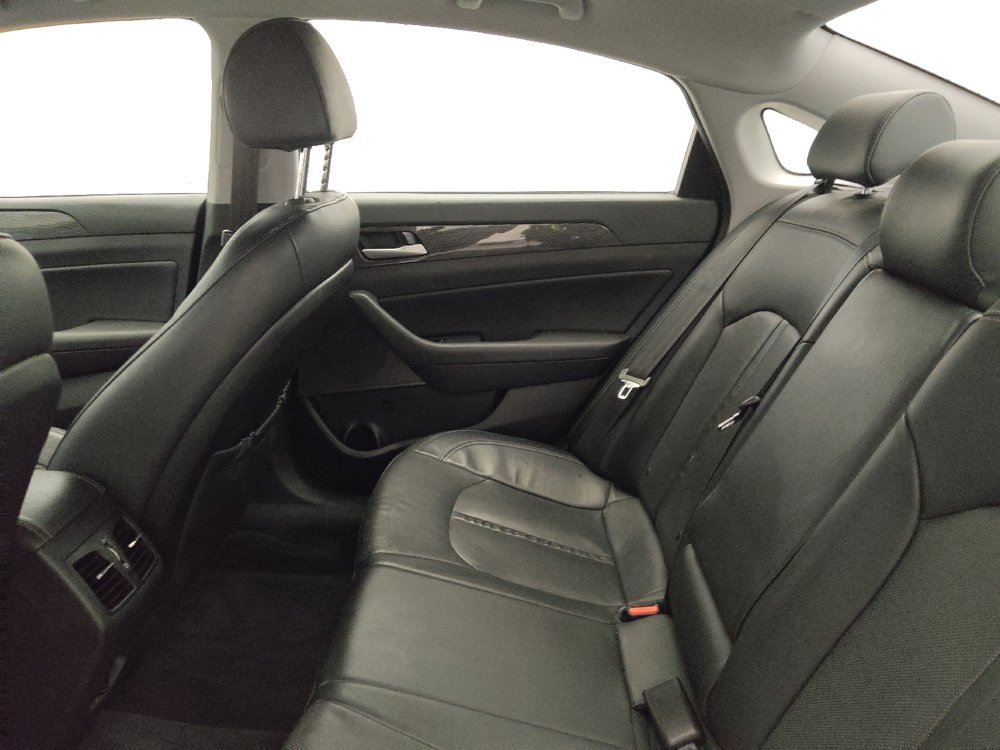 Used 2018 Hyundai Sonata Limited FWD image 18