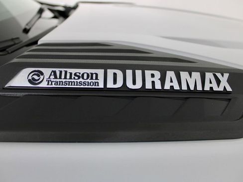 Used 2023 Chevrolet Silverado 3500 LTZ w/ LTZ Plus Package image 9