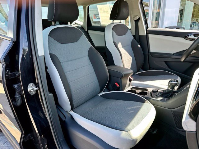 Certified 2025 Volkswagen Taos S AWD/4WD image 21